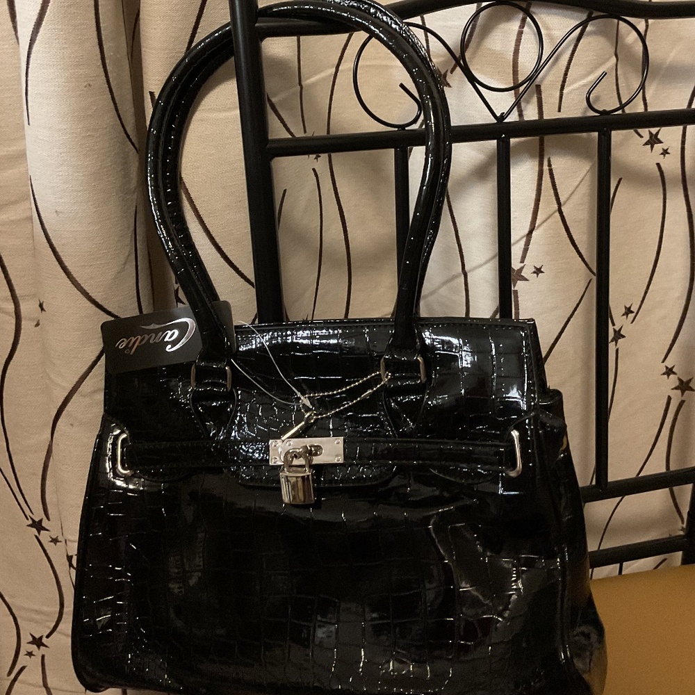 Ladies Black Crocodile Pattern Handbag Vegan Leather